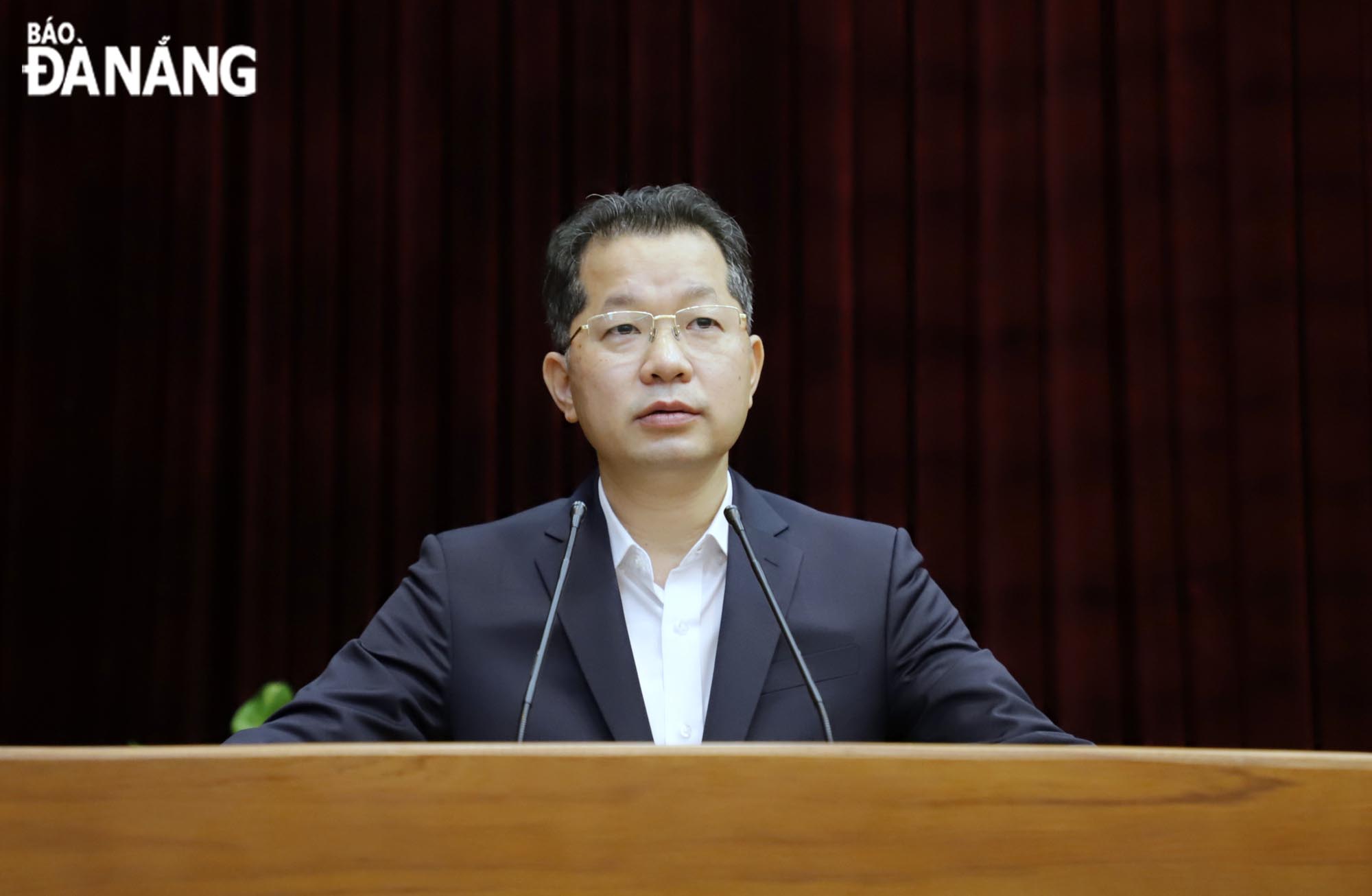 Bí thư Thành ủy Nguyễn Văn Quảng phát biểu chỉ đạo tại hội nghị. Ảnh: NGỌC PHÚ