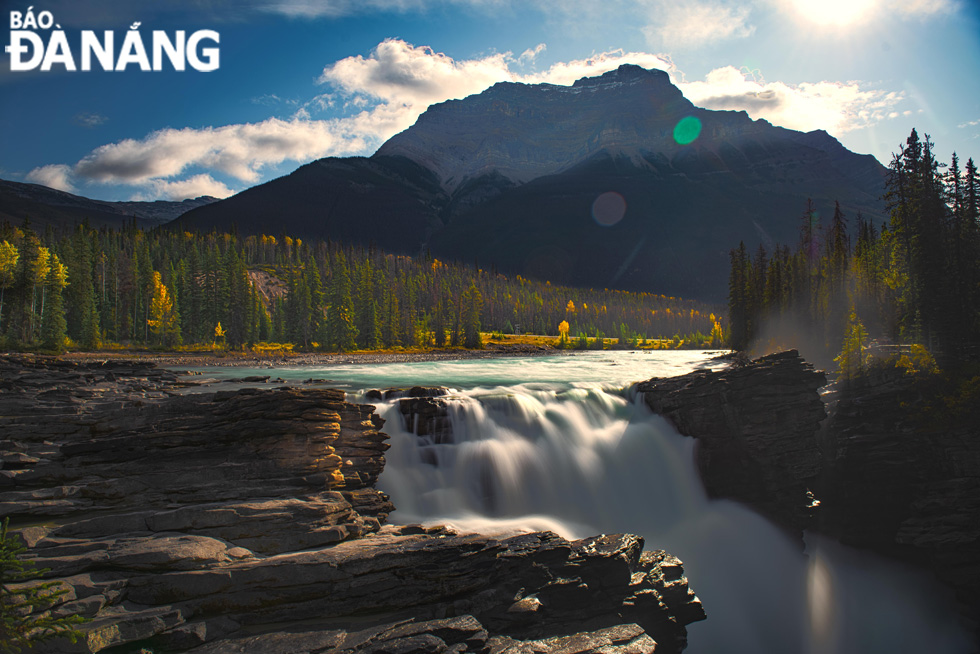 The Athabasca Falls in the Banff National Park