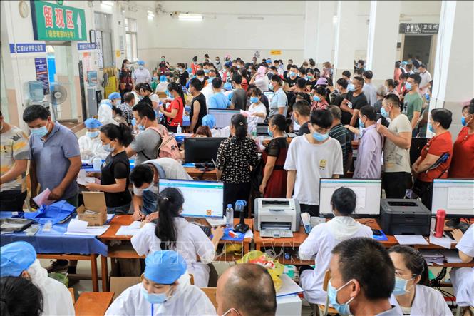 Một điểm tiêm vaccine phòng Covid-19 tại tỉnh Quảng Tây, Trung Quốc ngày 3-6-2021. Ảnh: AFP/TTXVN