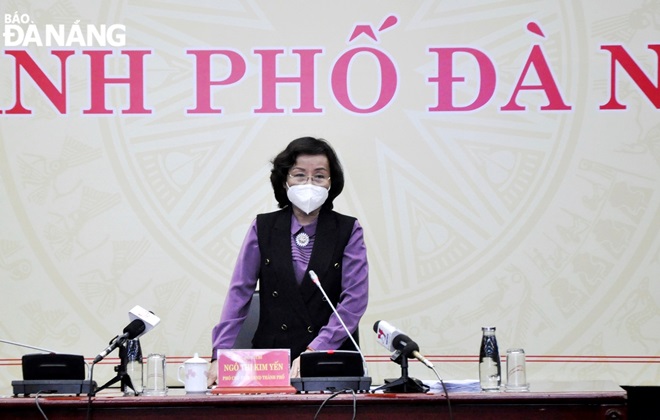 Vice Chairwoman Ngo Thi Kim Yen urged the health agency to deploy mobile units to reach seniors who find it challenging to visit a vaccination site to help them protect from the deadly disease at Tuesdays meeting. Photo: LE HUNG