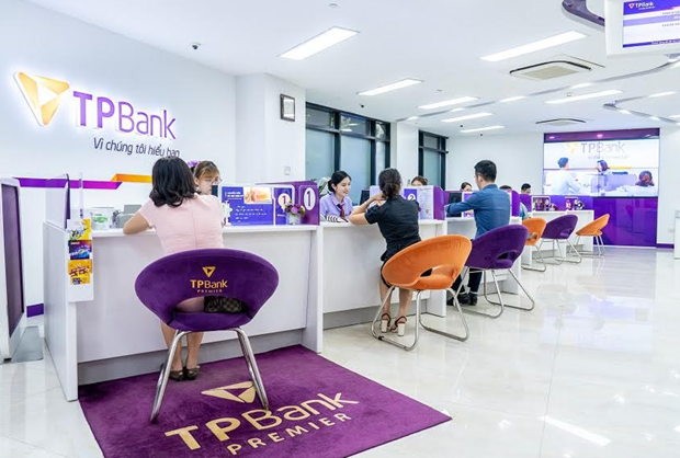 Giao dịch tại TPBank. (Ảnh: Vietnam+)