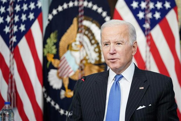 Tổng thống Biden đã ký ban hành một biện pháp tăng mức trần nợ công của Mỹ. (Ảnh: AFP/TTXVN)