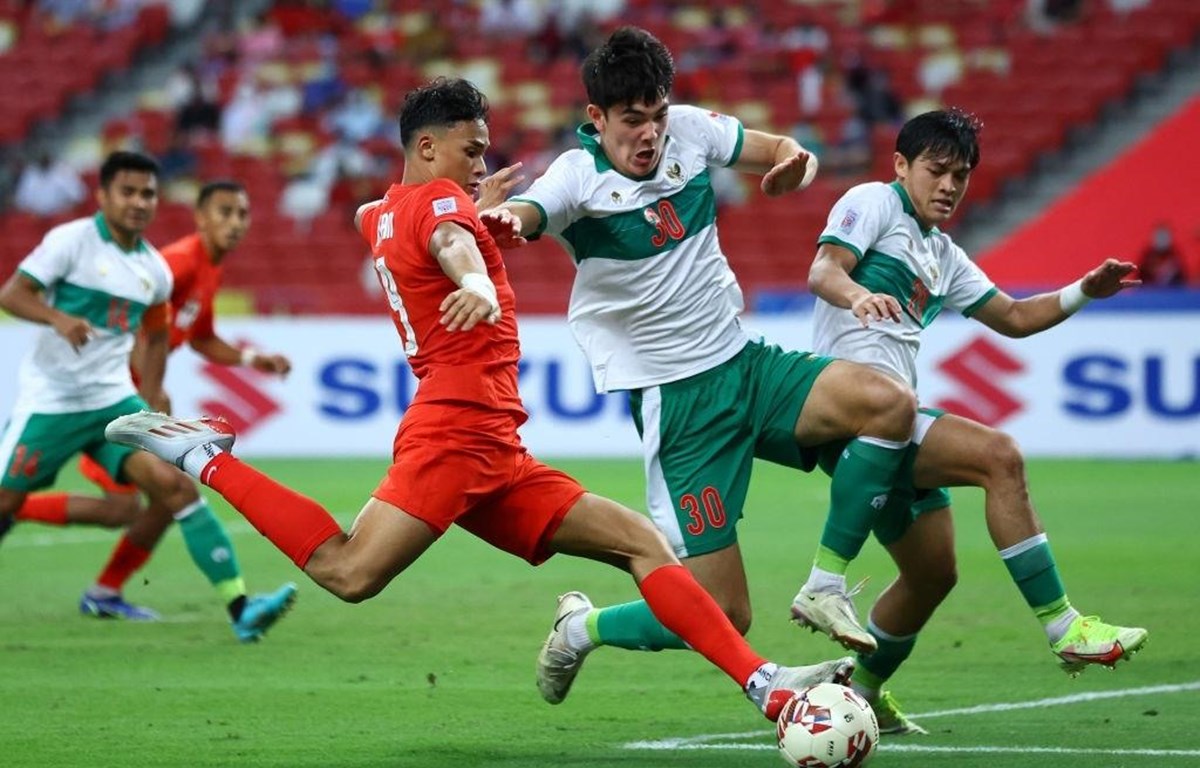 Đội tuyển Indonesia và Singapore bất phân thắng bại ở bán kết lượt đi AFF Cup 2020. (Ảnh: Getty Images)