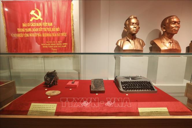 Khu trưng bày kỷ vật tại Bảo tàng Báo chí Việt Nam. Ảnh: Minh Quyết/TTXVN