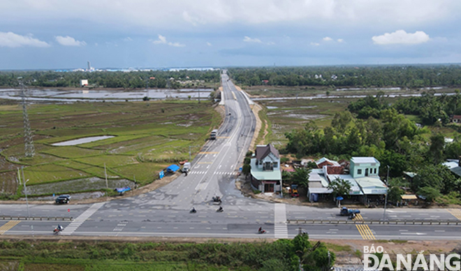 A route connecting Tinh Thuy coastal area, Tam Thang Commune to the border with National Highway 1A in Tam Ky City is expected to be named Da Nang. Photo: T.T