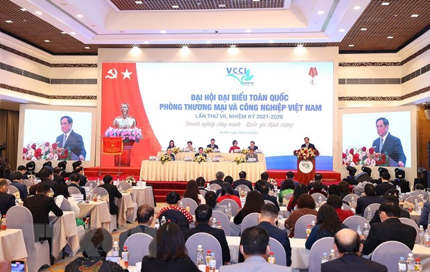 Thủ tướng Phạm Minh Chính phát biểu chỉ đạo Đại hội đại biểu toàn quốc Phòng Thương mại và Công nghiệp Việt Nam lần thứ VII. (Ảnh: Dương Giang/TTXVN)