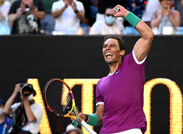 Rafael Nadal 'thoát hiểm' thành công, đi tiếp vào bán kết Australia mở rộng 2022