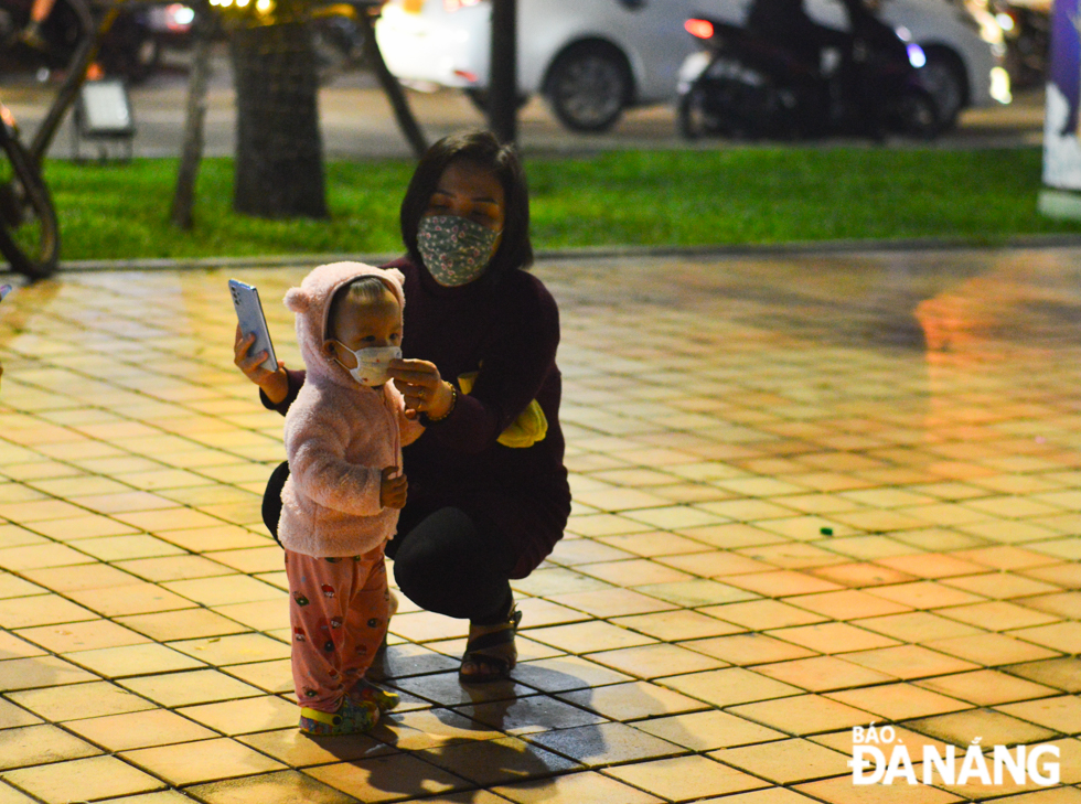 Both children and adults were seen wearing face coverings in public venues 