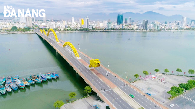 The Dragon Bridge is viewed from above. Photo: XUAN SON