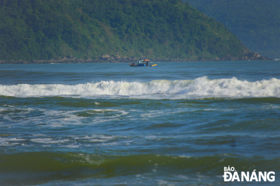  The sea, land and sky of Nam O are associated with the long-standing working and cultural life of local people, especially the profession of fishing and making ‘nuoc mam’ (fish sauce).