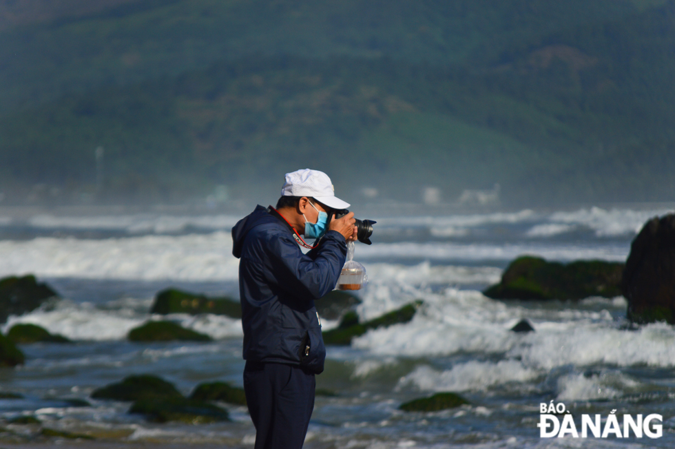 The peaceful and eye-catching beauty of the Nam O Reef attracts lots of photography lovers who want to record memorable moments.