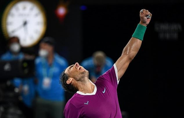 Nadal hiếm khi bộc lộ cảm xúc mạnh mẽ như vậy khi thắng ở một trận đấu bán kết. Ảnh: Reuters