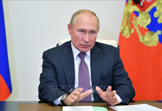 Tổng thống Vladimir Putin tại cuộc họp trực tuyến ở Moskva, Nga. Ảnh: AFP/TTXVN