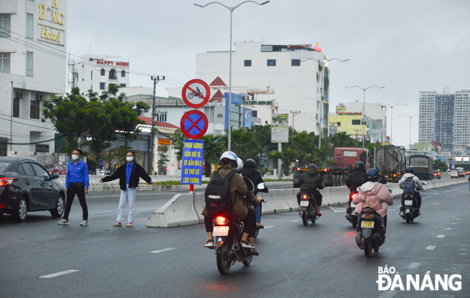 Meanwhile, frontage roads, running parallel to these main streets, will be exclusively for motorcycles, bicycles, rudimentary vehicles, and small-sized cars