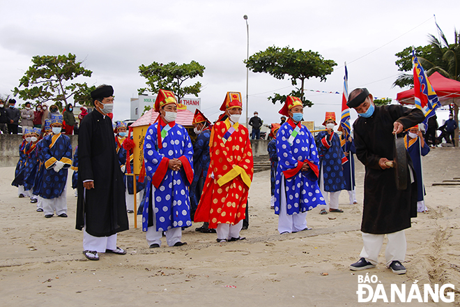  A solemn ritual as part of the festival takes place on a beach, Man Thai Ward, Son Tra District.
