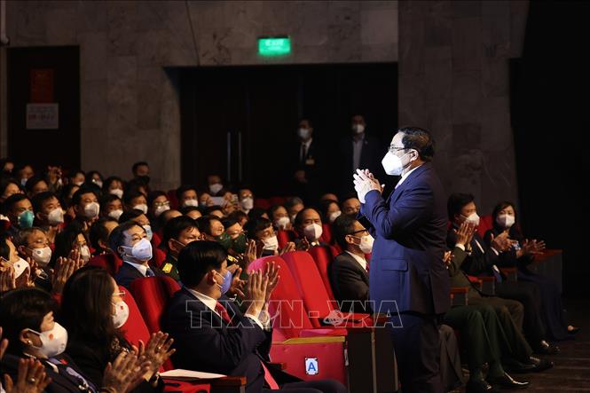 Thủ tướng Phạm Minh Chính và các đại biểu tham dự Chương trình nghệ thuật 