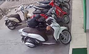Truy xét nhóm đối tượng chuyên trộm cắp xe máy