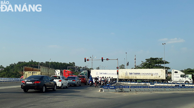 A section of the National Highway 14B running through Da Nang, stretching from the beginning point of the Da Nang-Quang Ngai Expressway till the ending part of Hoa Khuong Commune, Hoa Vang District is proposed to be expanded at an estimated VND800 billion. Photo: TRIEU TUNG