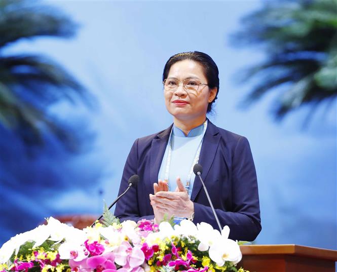 Đồng chí Hà Thị Nga, Ủy viên Trung ương Đảng, Chủ tịch Hội Liên hiệp Phụ nữ Việt Nam phát biểu khai mạc. Ảnh: Phương Hoa/TTXVN