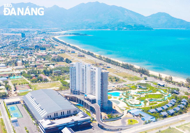 Khu du lịch Mikazuki Hotel & Spa Resort - một trong các dự án trọng điểm góp phần thúc đẩy phát triển kinh tế - xã hội trên địa bàn quận Liên Chiểu thời gian qua.  Ảnh: HUỲNH LÊ