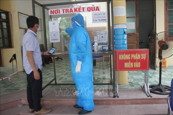 Việt Nam ghi nhận 50.730 ca nhiễm mới SARS-CoV-2 trong ngày 3-4