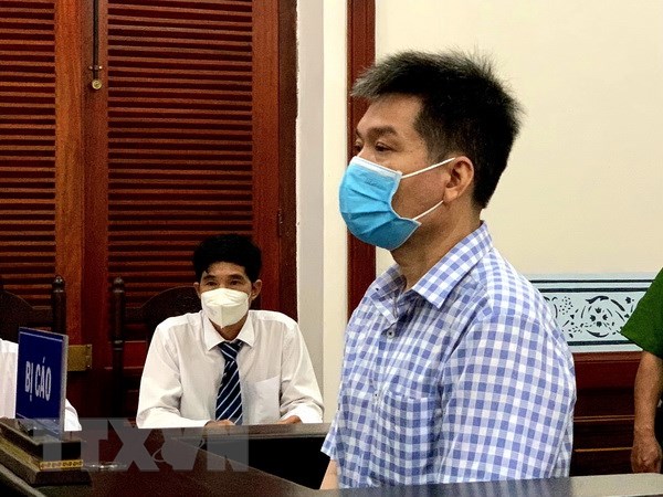 Phạt Nguyễn Hoài Nam 42 tháng tù về tội lợi dụng quyền tự do dân chủ
