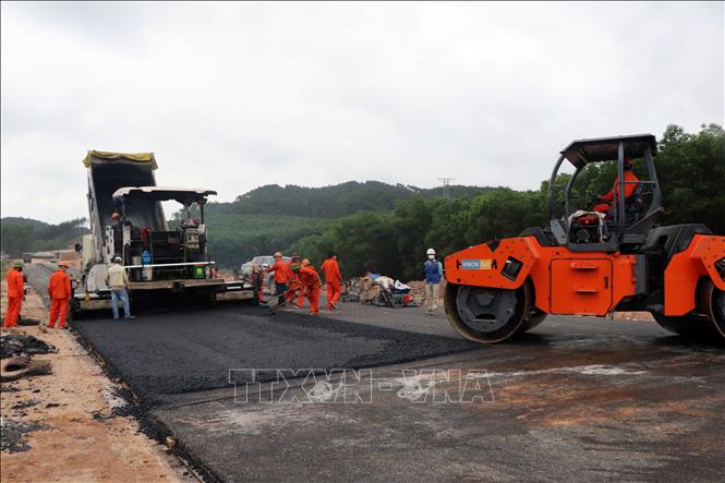 Thủ tướng Chính phủ yêu cầu đẩy nhanh giải ngân vốn ODA, vốn vay ưu đãi nước ngoài