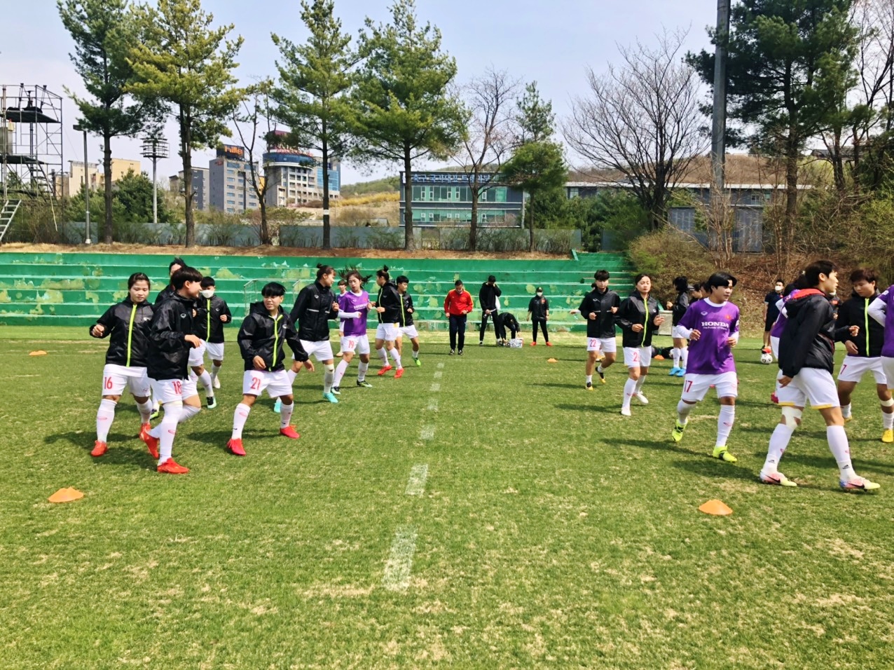 Tuyển bóng đá nữ và futsal nữ Indonesia rút lui khỏi SEA Games 31