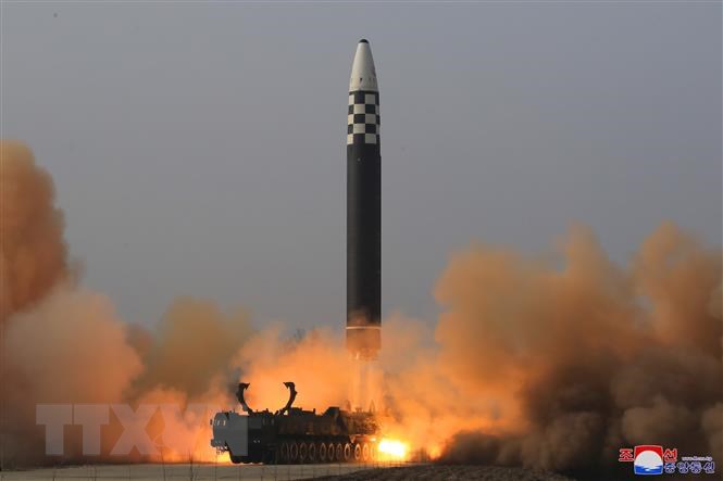 Triều Tiên thử nghiệm hệ thống vũ khí mới