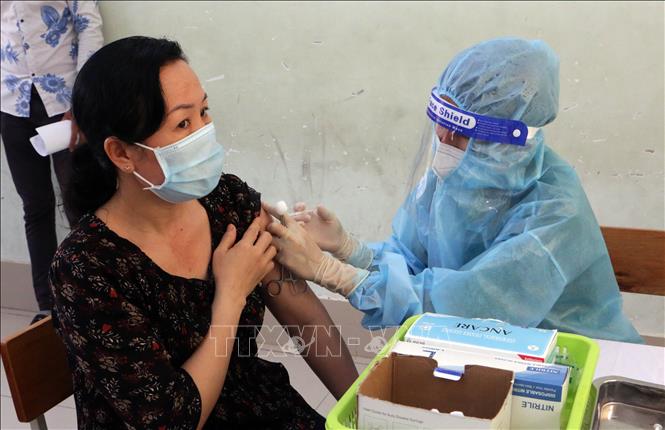 Ngày 23-4, Việt Nam giảm còn hơn 10.000 ca nhiễm mới SAR-CoV-2