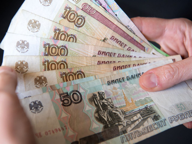 Đồng rúp tăng giá tiệm cận với thời điểm trước chiến dịch quân sự ở Ukraine. Ảnh: WSJ