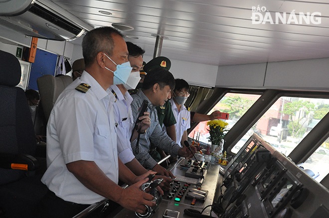 Inside the cockpit of Trung Trac high-speed boat.