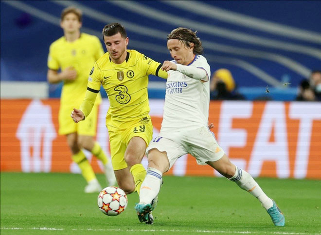 Luka Modric với cú vẩy má ngoài đẳng cấp để Rodrygo ghi bàn ở phút 80 trong trận tứ kết lượt về với Chelsea. Ảnh: Getty Images