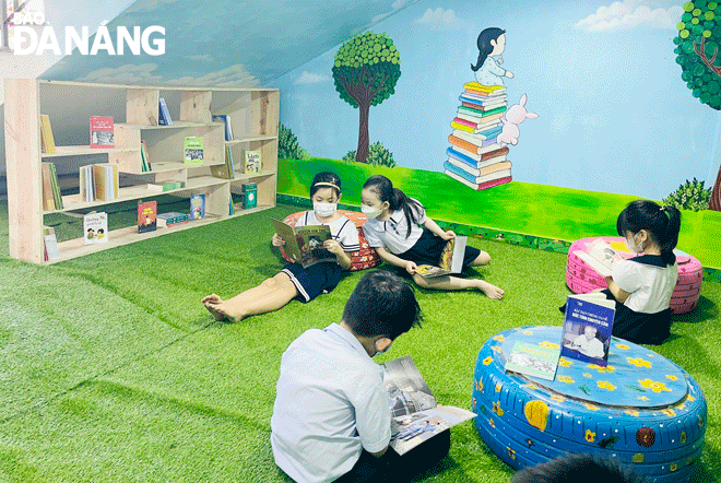 Không gian đọc sách - Công trình thanh niên của tuổi trẻ phường  Hòa Minh tại Trường Tiểu học Võ Thị Sáu. Ảnh: P.V