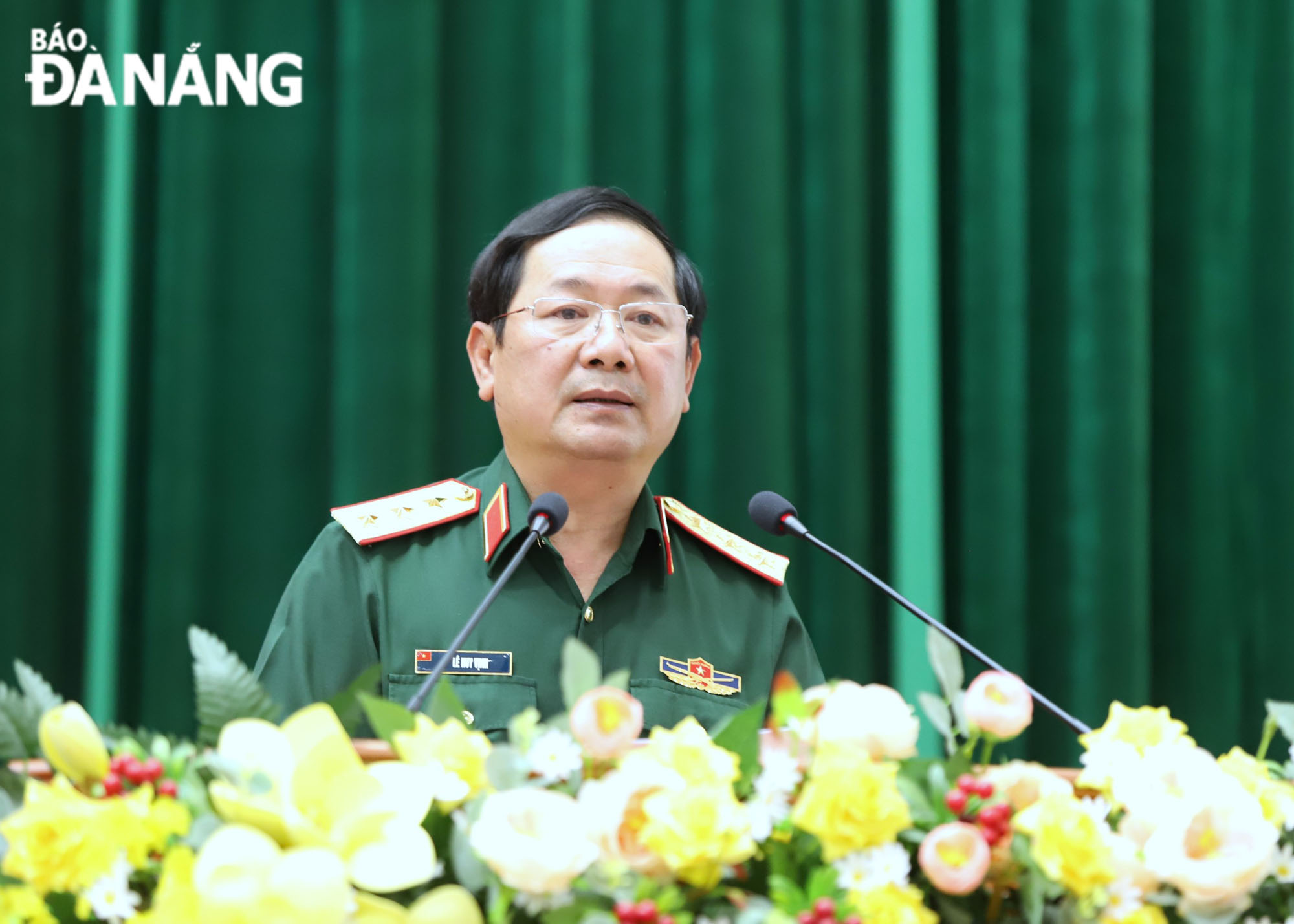 Thượng tướng Lê Huy Vịnh phát biểu bế mạc hội thảo. Ảnh: NGỌC PHÚ