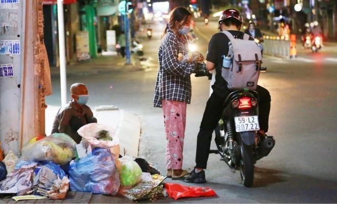 Tăng cường công tác kiểm tra, xử lý tình trạng lang thang xin ăn