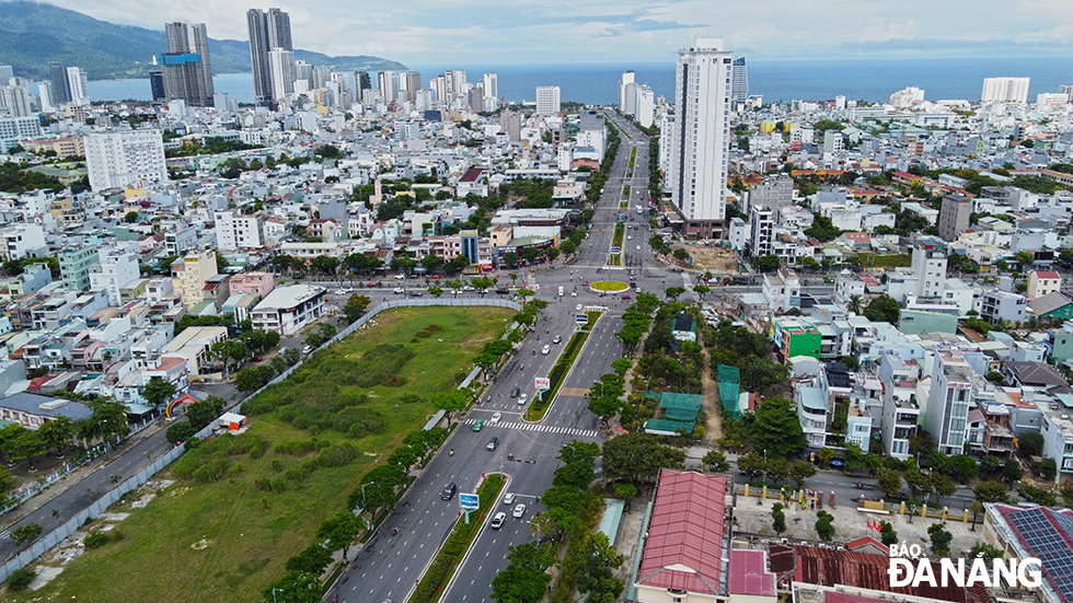 Vo Van Kiet Street is now home to  many hotels, restaurants and tourism services.