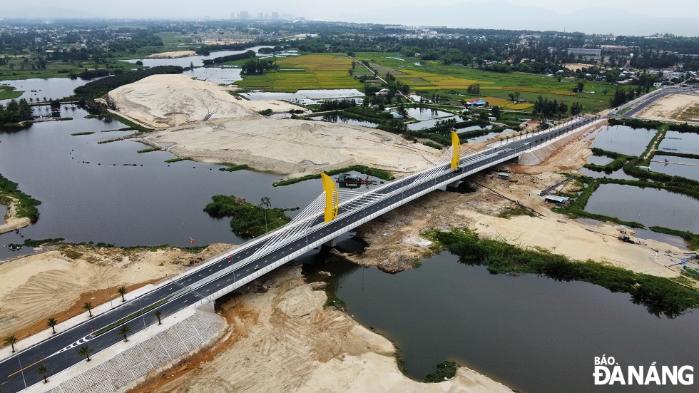 Vice Chairman of Quang Nam Provincial People's Committee Nguyen Hong Quang highlighted the significance of the opening of the Ong Dien Bridge in contributing to promoting the socio-economic development of both Quang Nam Province and Da Nang.