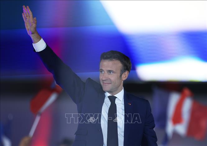 Đương kim Tổng thống Pháp Emmanuel Macron giành chiến thắng trong cuộc bầu cử Tổng thống năm 2022, sau khi đánh bại ứng cử viên cực hữu Marine Le Pen. Ảnh: AFP/TTXVN