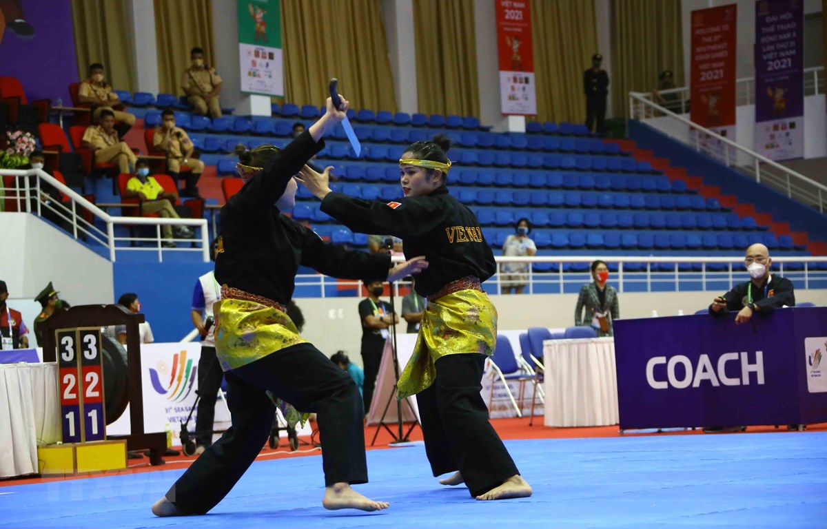 Nguyễn Thị Huyền-Nguyễn Thị Thu Hà được kỳ vọng giành HCV môn Pencak Silat. (Ảnh: Quang Quyết/TTXVN)