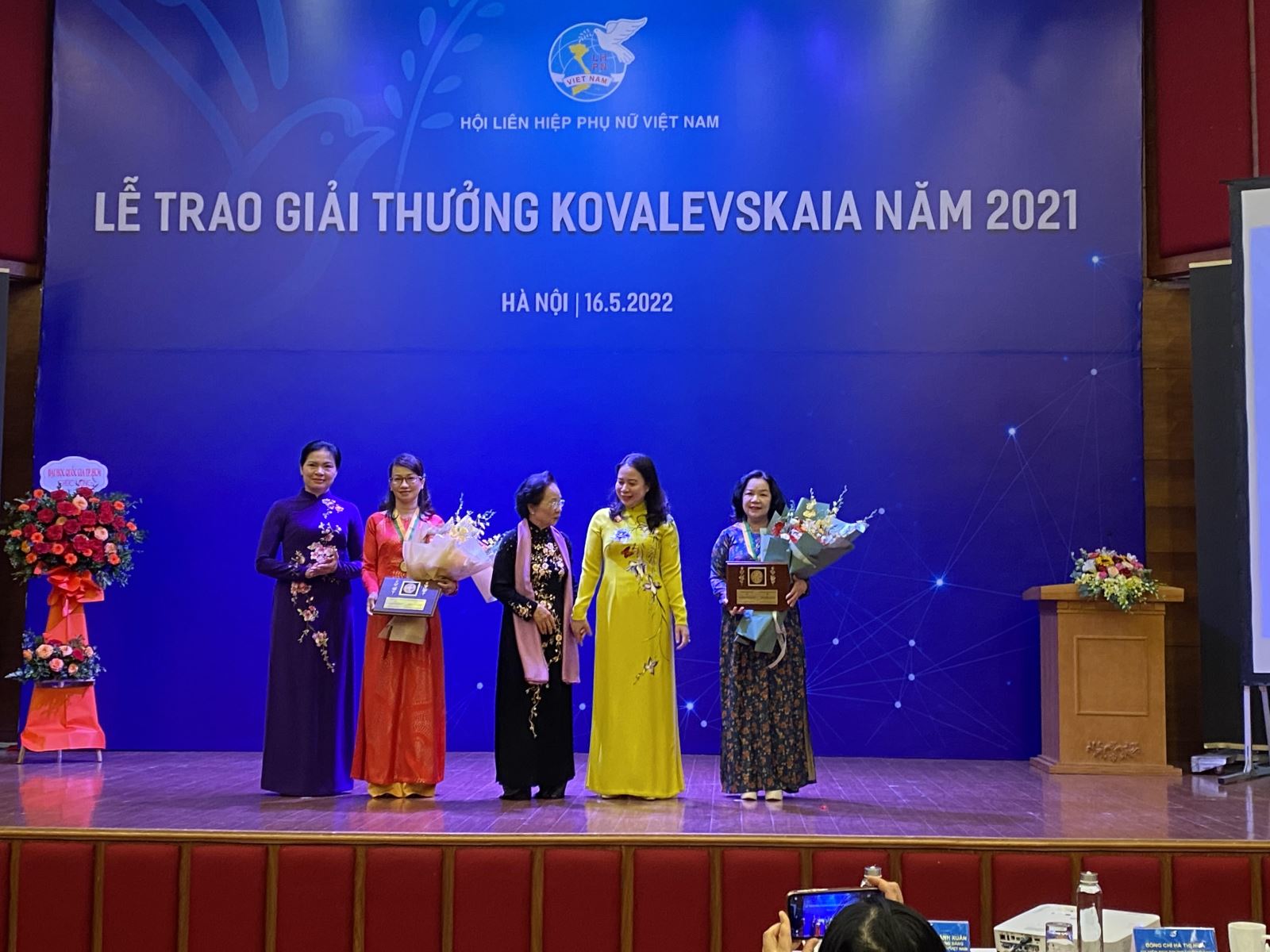 Các nhà khoa học nữ được vinh danh tại Lễ trao Giải thưởng Kovalevskaia năm 2021.