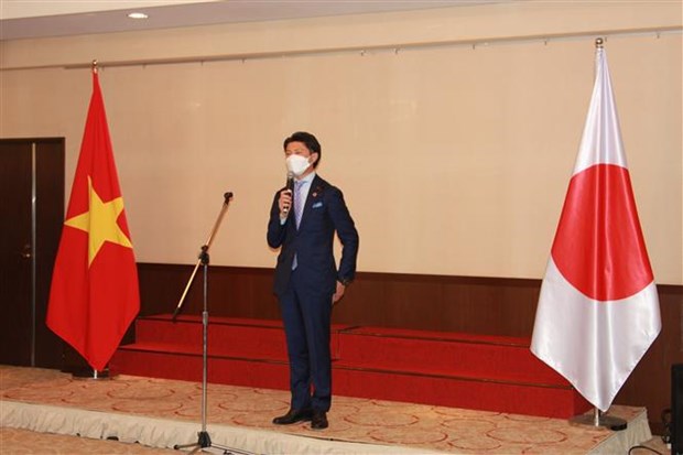 Aoyagi Yoichiro, member of Japan’s House of Representatives, and head of the 14th Vietnam Festival managing board, speaks at the press conference. (Photo: VNA)