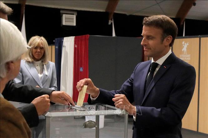 Bầu cử Quốc hội Pháp: Liên minh của Tổng thống Macron có nguy cơ 'thất thế'