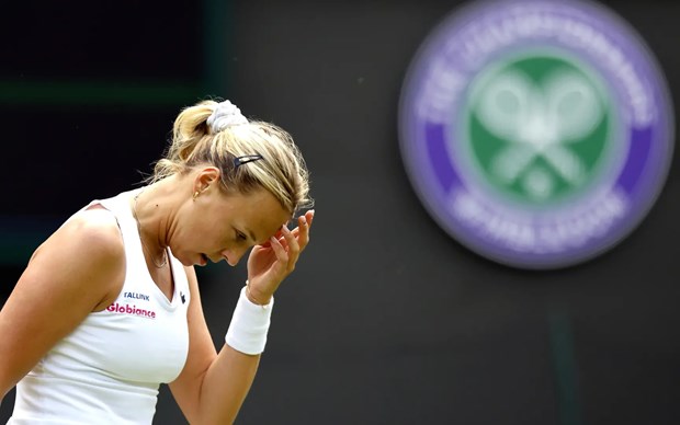 Wimbledon 2022: Tay vợt số 2 thế giới thua sốc, Djokovic vào vòng 3