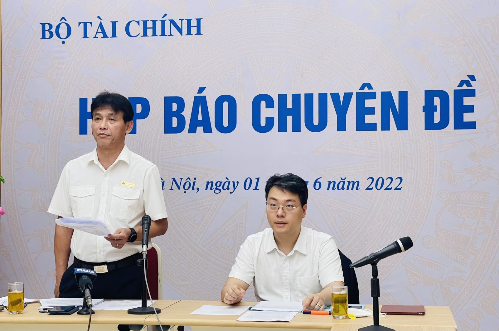 Phó Tổng cục Trưởng Tổng cục Thuế Đặng Ngọc Minh phát biểu tại cuộc họp báo.