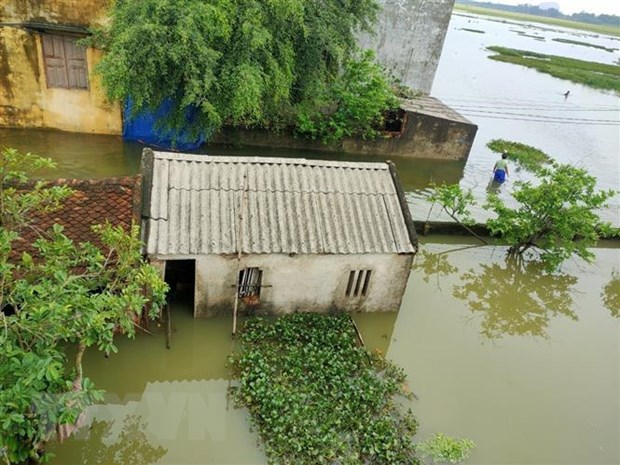 Nhiều nhà dân ở Thanh Hóa bị ngập do mưa lũ cuối tháng 5. (Ảnh: TTXVN phát)