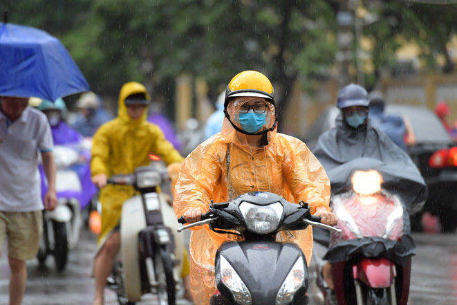 Vùng núi và trung du Bắc Bộ mưa to và dông, có nơi mưa rất to.