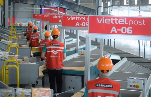 Viettel Post. Applying technology becomes vital for postal companies to compete and promote e-commerce and the digital economy. (Photo: vneconomy.vn)
