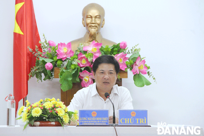 Phó Bí thư Thường trực Thành ủy, Chủ tịch HĐND thành phố Lương Nguyễn Minh Triết phát biểu kết luận buổi giám sát.  Ảnh: LAM PHƯƠNG