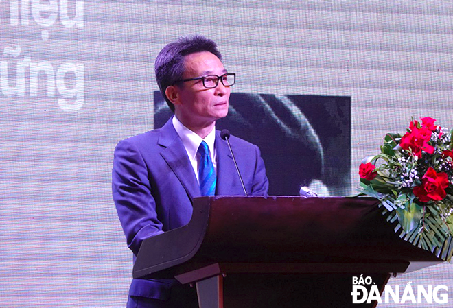 Deputy Prime Minister Vu Duc Dam speaking at the conference. Photo: T.D